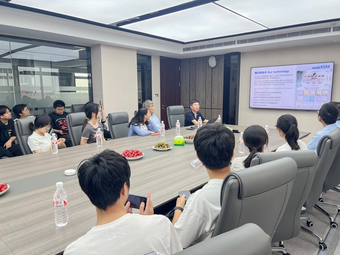 自立 | 携手同济大学：深化产学研合作，培养行业未来